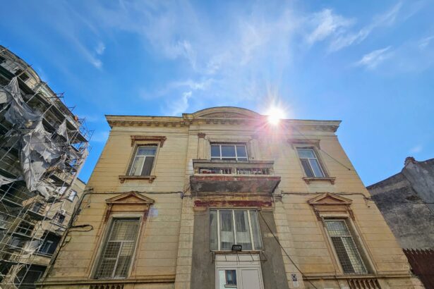 consilierii judeteni decid soarta unui monument istoric ar putea ajunge gratuit la arhiepiscopia tomisului 69c9b733eb918