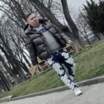 cristian boboc chic si la moda cu blugii 69bff1c0178a8