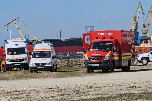 cum s a produs accidentul in care a fost implicat remorcherul astana rasturnat in largul portului midia 69ba78bb1f905
