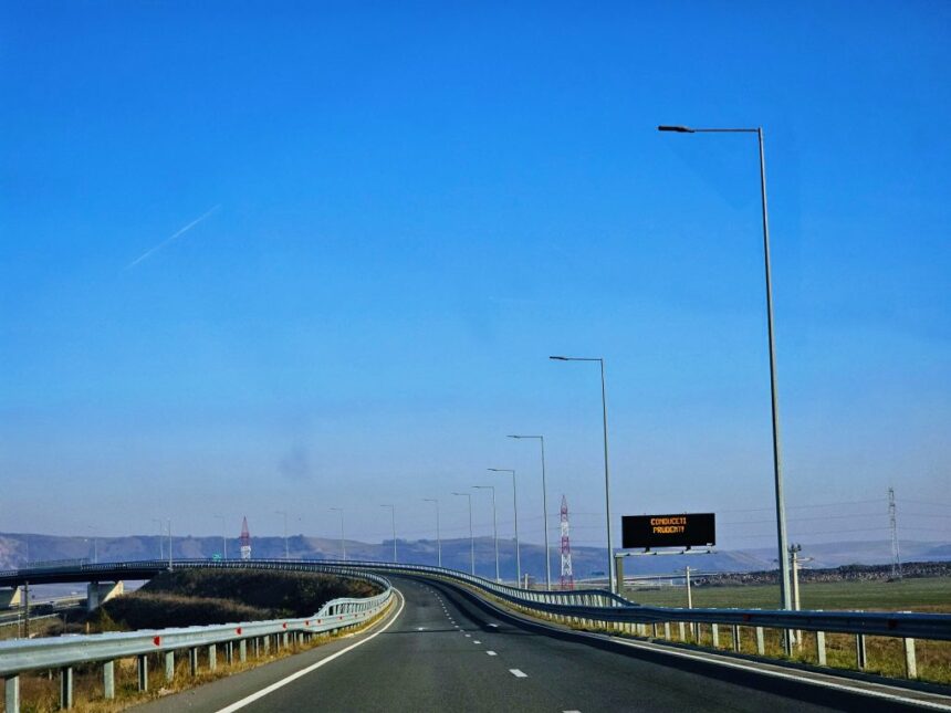 de ce nu are romania infrastructura rutiera un consiliu local a respins constructia unei bucati de autostrada fiindca ar fi fost stabilita din pix prin partia de schi 69a6e3bd2ad01