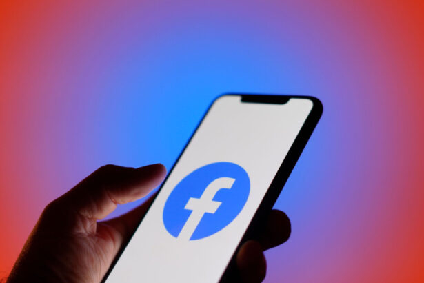 despagubiri de 14 000 de euro pentru un manager de supermarket dupa ce seful nu i a urat la multi ani pe facebook 69b2aaa1b33c0