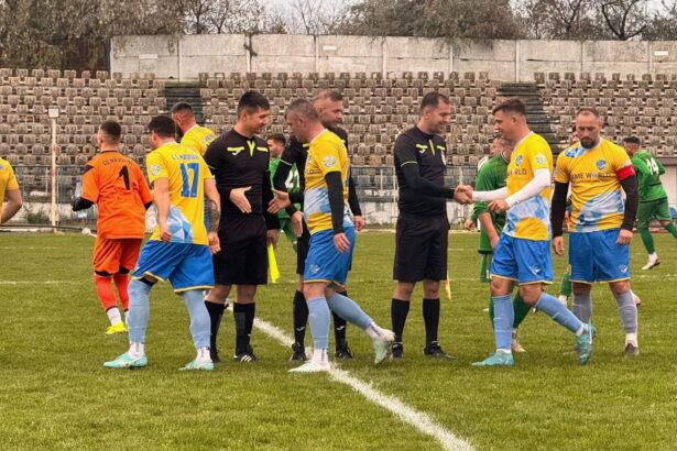 etapa cu derby pentru sefia clasamentului ligii a iv a la navodari 69bc579a98323