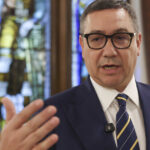 fiica fostului prim ministru victor ponta s a intors in tara cu un avion comercial 69aacf95de370