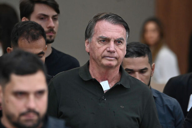 fostul presedinte brazilian jair bolsonaro externat din spital si plasat in arest la domiciliu 69c6e1bbe1347