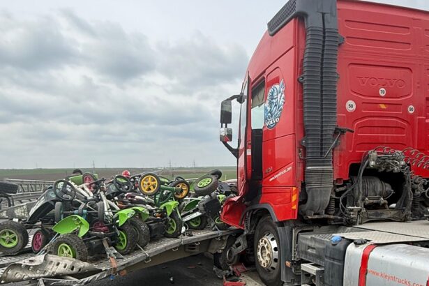 foto accident pe autostrada soarelui a2 aproape de medgidia traficul se desfasoara cu dificultate 69bd3f335b24f
