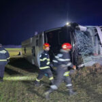 foto plan rosu in judetul galati un mort si 14 raniti dupa ce un autocar s a rasturnat pe de 581 69be4c4606fd7