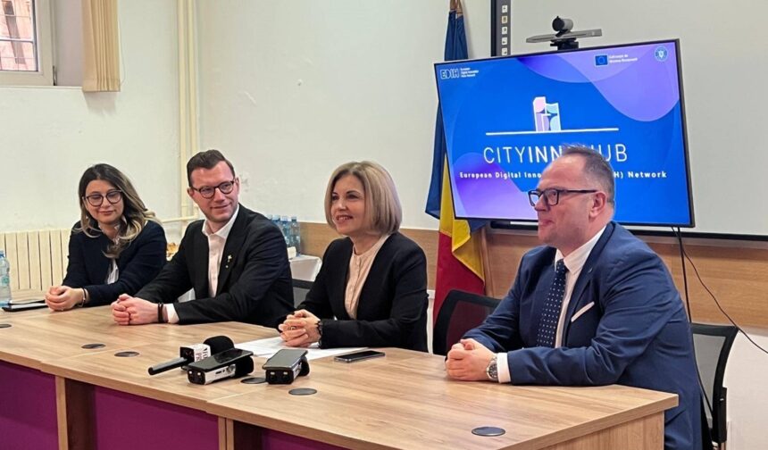 foto scolile si liceele din constanta vor avea butonul rosu anti bullying si pentru situatiile problematice isj constanta a lansat proiectul 69bbbc73547fd