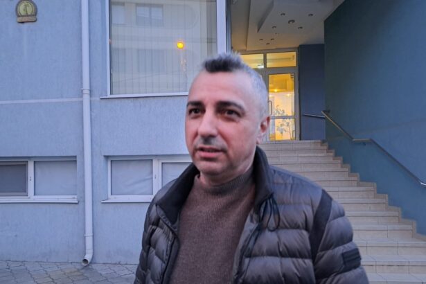 fotovideo paul foleanu din mangalia a iesit de la dna ancheta este despre initierea unor proiecte si aprobarea lor in consiliul local 69aefa289d4ba