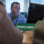 functionarii publici care sunt rezervisti voluntari nu sunt in stare de incompatibilitate proiectul adoptat de senat 69c178941e034