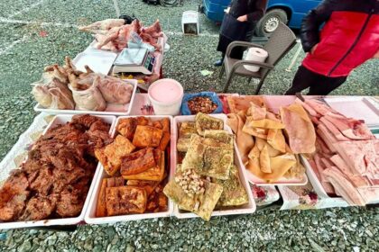 galerie foto conditii necorespunzatoare la targul de pe varianta ovidiu amenzi de peste 27 000 lei si sute de kilograme de alimente confiscate 69c91fee8430c