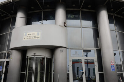 inalta curte a dat in judecata guvernul dupa ce a taiat banii obtinuti in instanta de magistrati iccj cere amendarea premierului 69ca8e993d9f0