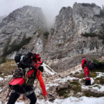 interventii in lant pe munte peste 40 de oameni au fost salvati 17 au ajuns la spital 69b690f5a3063