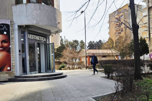 ion cazacu se mentine prin vizite la estetician 69c7daae91952