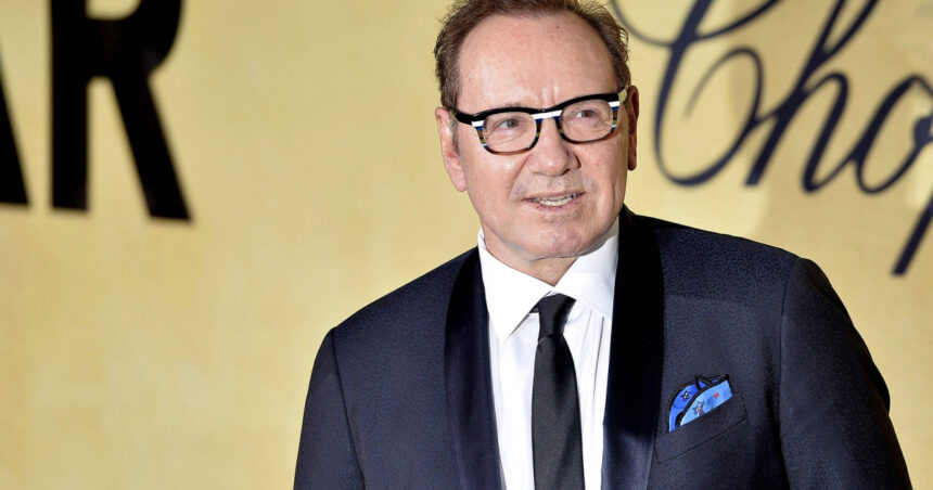 kevin spacey a ajuns la o intelegere cu trei barbati care il acuzau de agresiuni sexuale si evita astfel un nou proces 69be31023de46