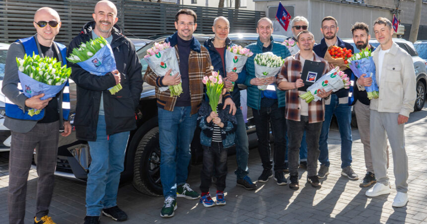 la inceput de martie caravana digi fm a raspandit zambete si culoare in centrul capitalei 69aef551ac8e2