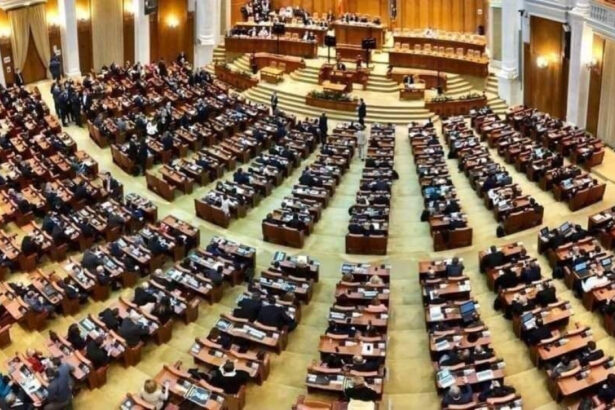 liderii coalitiei intra in sedinta dupa blocajul din parlament pe legea bugetului pnl si psd se acuza reciproc de blat cu aur 69bba23fbbfa2