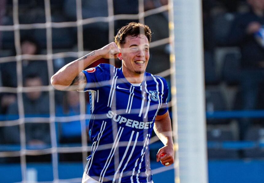 mircea lucescu nu a avut ochi pentru alexandru isfan l a convocat pe marius coman 69bd5bbc14e5d