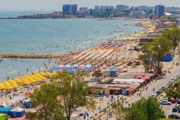 mobilizare generala pentru sezonul estival ce salarii ofera hotelierii de pe litoral in acest an 69b51da3e654e