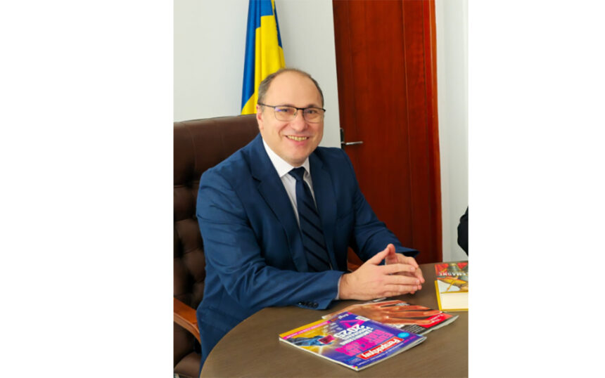 nicusor dan a semnat decretul de numire a lui mihai dimian in functia de ministru al educatiei 69a6cb5285fcb