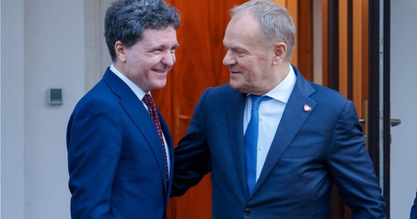 nicusor dan intalnire cu premierul polonez donald tusk apararea in nato ucraina si r moldova printre temele discutate 69a9c7ebcb284