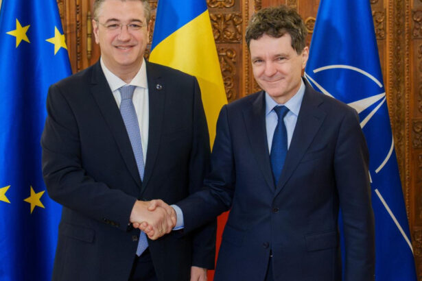 nicusor dan s a intalnit cu comisarul european pentru transport durabil si turism despre ce au discutat cei doi 69cbc51904531