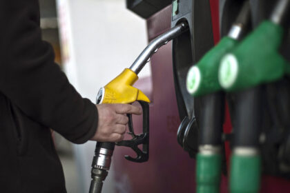 nou scenariu privind reducerea pretului la pompa coalitia a discutat taxarea suplimentara a companiilor care fac supraprofit surse 69ca9a4766b49