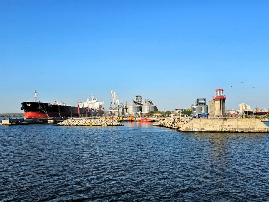 oficial capitalul social al companiei care administreaza portul constanta majorat cu 5523 de milioane de euro vezi aici hotararea adoptata de actionari 69cbe65f18258