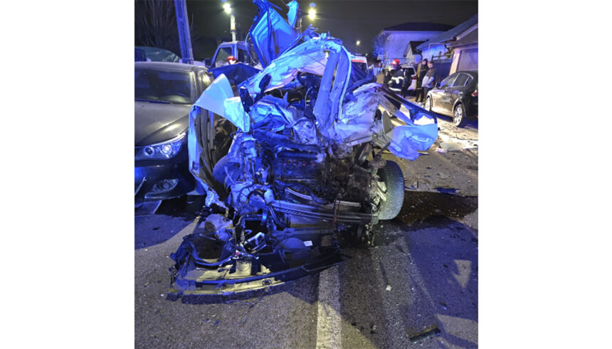 oficial cum s a produs accidentul de azi noapte din ovidiu un autoturism a acrosat sapte masini soferul si un minor la spital 69be51a0a6469