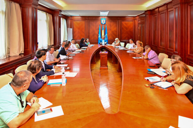 ordonanta lui bolojan face primele victime la nivelul prefecturii constanta doi angajati raman pe loc fara loc de munca 69a6eac7d918e