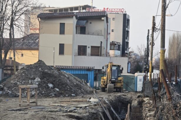 panait de la alpha builders s a apucat de treaba pe terenul unde primaria visa o parcare se ridica un bloc 69af55ac28148