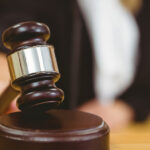 patru persoane sunt cercetate sub control judiciar pentru vanzarea online de parfumuri contrafacute de peste 400 000 de euro 69a7f457d77a2