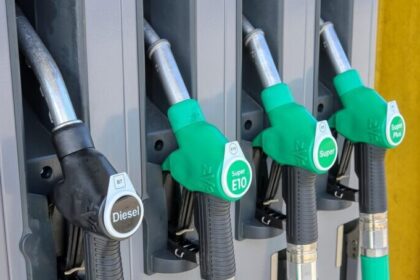 pretul carburantilor poate sari de 10 lei la pompa avertismentul specialistilor dupa declansarea razboiului din iranului 69a4211f7c8f1
