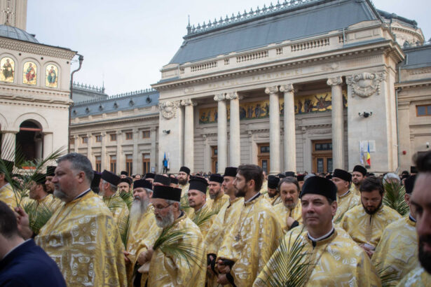 procesiune romano catolica de florii astazi in centrul capitalei restrictii de trafic pe mai multe artere importante din bucuresti 69c8cdceb1bfb