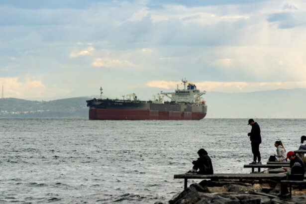 razboiul din iran avantaj putin sua ridica pentru 30 de zile sanctiunile pentru achizitionarea de petrol rusesc transportat pe mare 69b3c045356ee