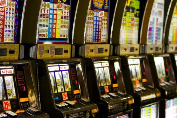 slatina interzice jocurile de noroc cu exceptia loteriei romane aproximativ 90 de sali si agentii vor fi inchise in urmatorul an 69b43ed4d8168