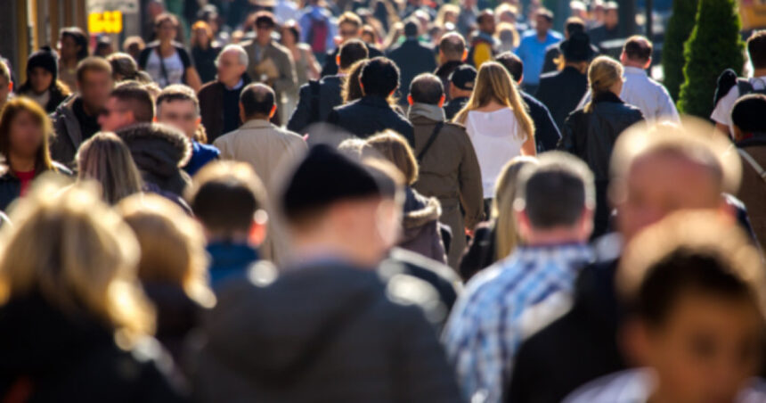 sondaj cata incredere au romanii in liderii politici george simion pe primul loc care e situatia pentru nicusor dan si ilie bolojan 69b01224c9557