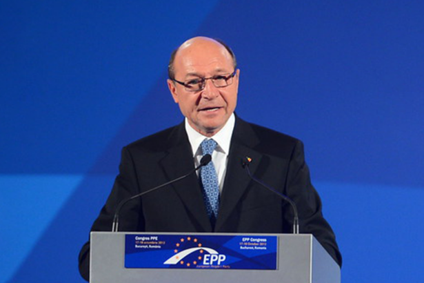 traian basescu avertizeaza statul roman trebuie sa ia urgent masuri de informare a populatiei despre unele posibile atacuri ale iranului 69b82df204dbb