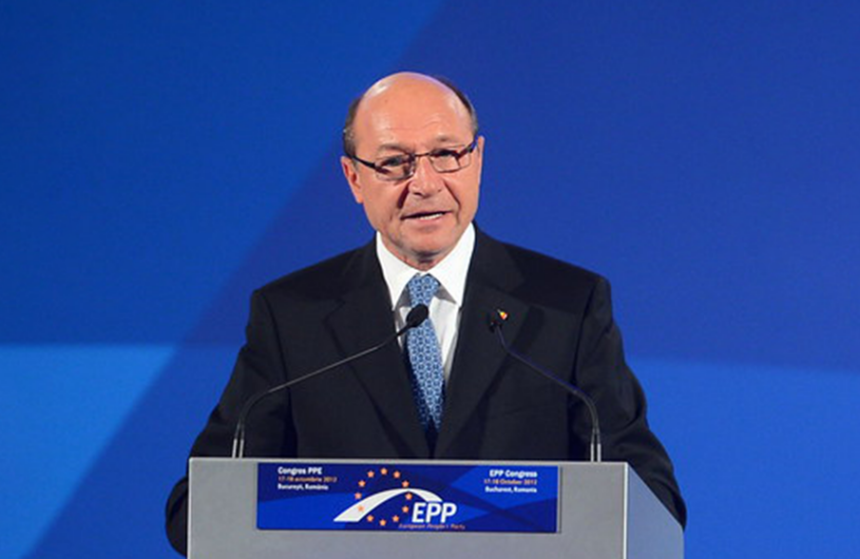 traian basescu avertizeaza statul roman trebuie sa ia urgent masuri de informare a populatiei despre unele posibile atacuri ale iranului 69b82df204dbb