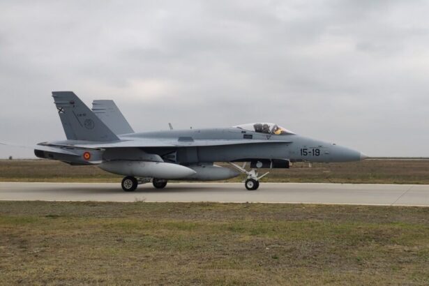 trei avioane cisterna ale sua au ajuns in romania cand vor zbura spre baza de la mihail kogalniceanu 69b6f8a514e2e