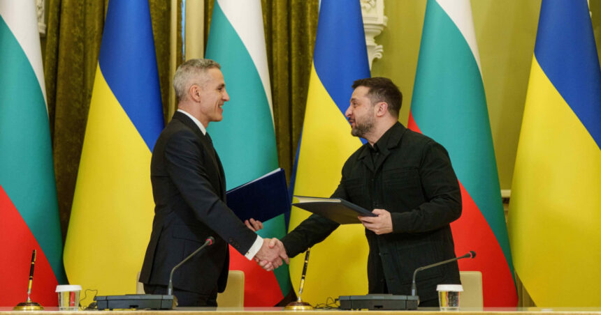 ucraina si bulgaria au semnat un acord de securitate pe 10 ani ajutor militar productie de armament si cooperare energetica 69cae096993ae