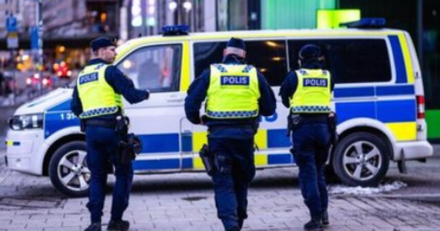 un barbat din suedia acuzat ca si a vandut sotia pentru servicii sexuale catre peste 120 de barbati 69cac7fadc795