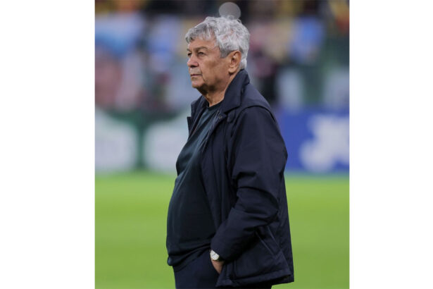 update mircea lucescu a lesinat la antrenament in timpul cantonamentului de la mogosoaia ce a transmis federatia romana de fotbal 69c90426166ba