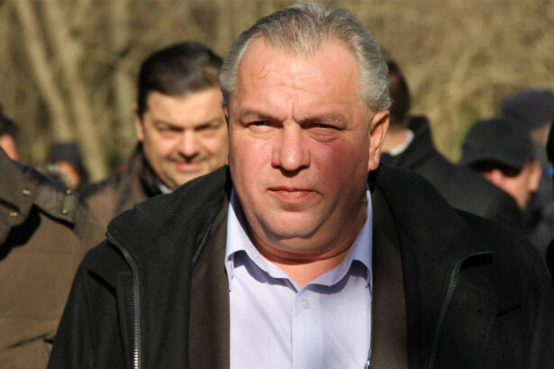 va fi pus in libertate nicusor constantinescu fostul presedinte al consiliului judetean constanta paraseste penitenciarul 69cba7101eeaa