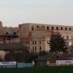 vechea termocentrala de la ovidiu construita in anii 50 a fost pusa la pamant utilajele au daramat scheletul care devenise periculos 69c3afc07af1f