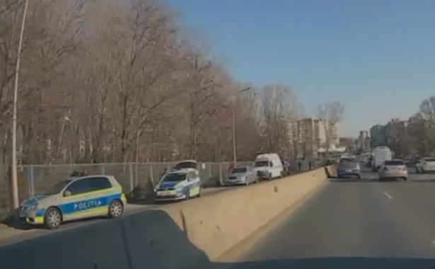 video accident la iesire din constanta spre ovidiu traficul este paralizat 69a84a4d7664c