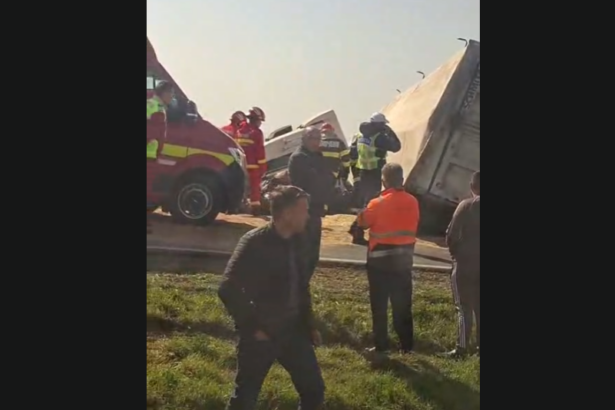 video accident rutier in judetul constanta intre o masina si autocamion o persoana a murit 69b920479ecfe