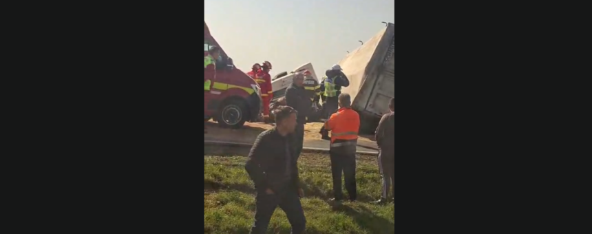 video accident rutier in judetul constanta intre o masina si autocamion o persoana a murit 69b920479ecfe