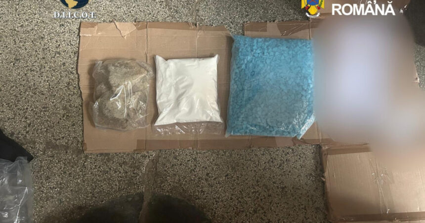 video adolescent de 17 ani din arad arestat pentru trafic de droguri ar fi vandut canabis ketamina ecstasy si cocaina in capitala 69c8331042404
