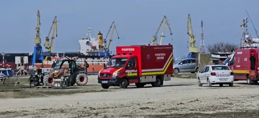 video alerta in portul midia remorcher scufundat a fost confirmat primul deces se pare ca patru persoane aflate la bord ar fi decedate 69ba6768d9041