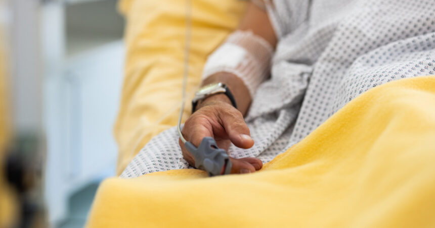 video anchete la galati dupa moartea unui pacient de 83 de ani rudele acuza ca barbatul a fost plimbat timp de 16 ore intre doua spitale 69ba349a1ba02